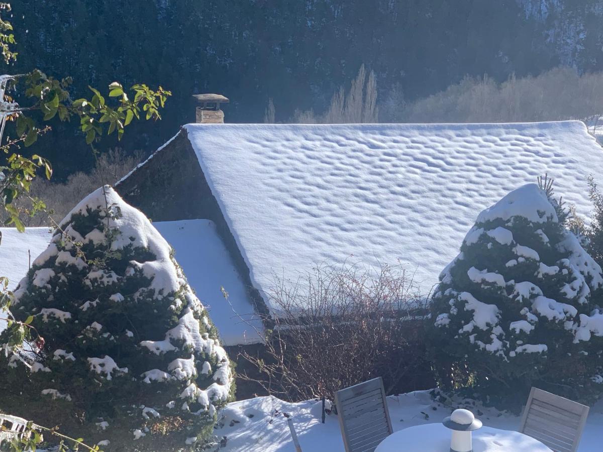 Casa Rural Pirineu Neva Kültér fotó